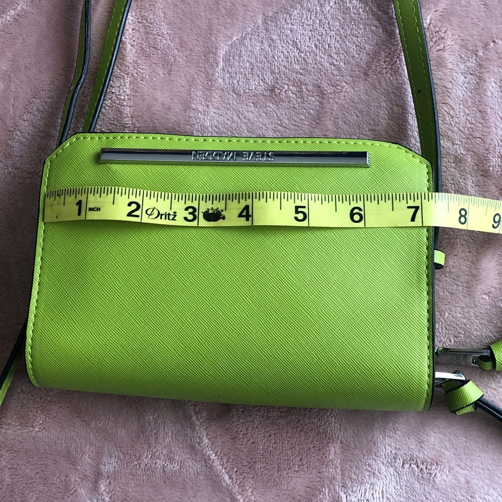Steve Madden Lime Green Crossbody Bag - Picture 9 of 10